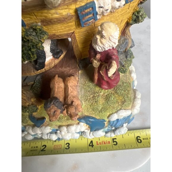 Vtg Noahs Ark Musical Figurine Animals & Waves Plays "Raindrops" figures twirl. - Picture 5 of 6